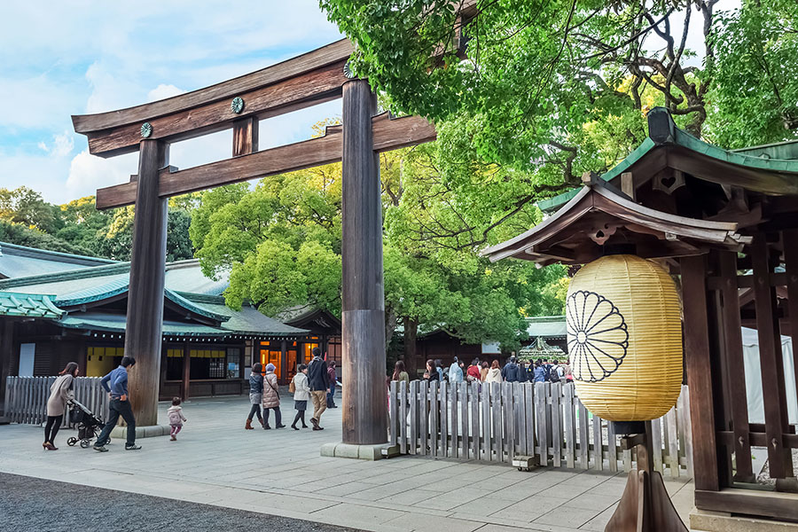  Explore Tokyo’s most famous shrine, Meiji Shrine, dedicated to the spirit of the late Emperor Meiji