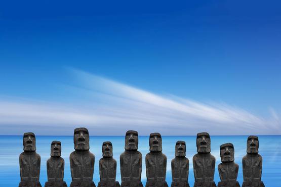 900x600-chile-easter-island-moai-blue-sky
