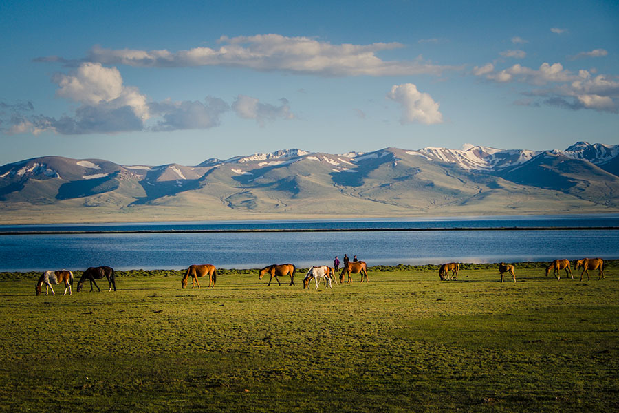 Soak up the views of Song Kul Lake in Kyrgyzstan | Travel Nation Soak up the views of Song Kul Lake in Kyrgyzstan | Travel Nation