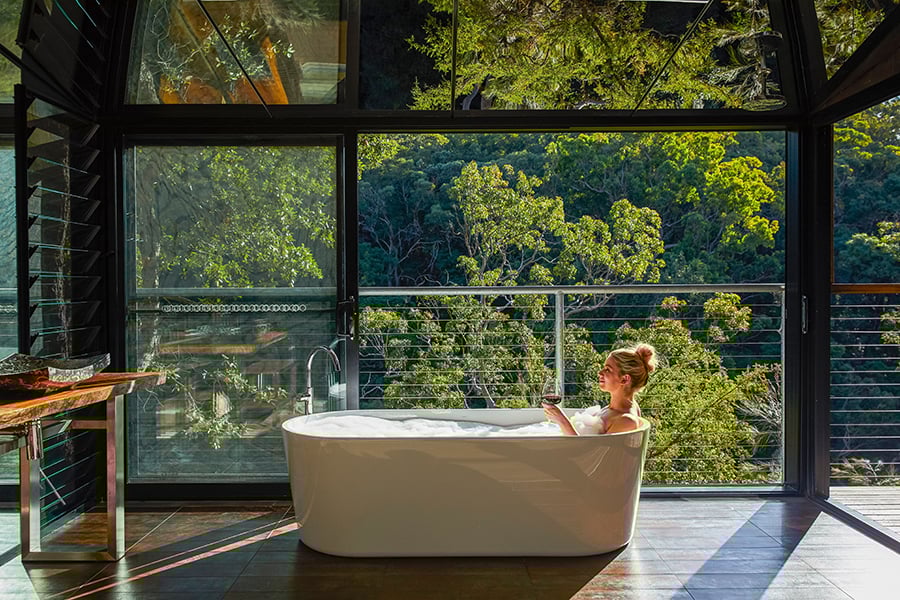 Relax with a glass of wine in the bath tub at Spicers Sangooma | Photo credit: Destination New South Wales Relax with a glass of wine in the bath tub at Spicers Sangooma | Photo credit: Destination New South Wales