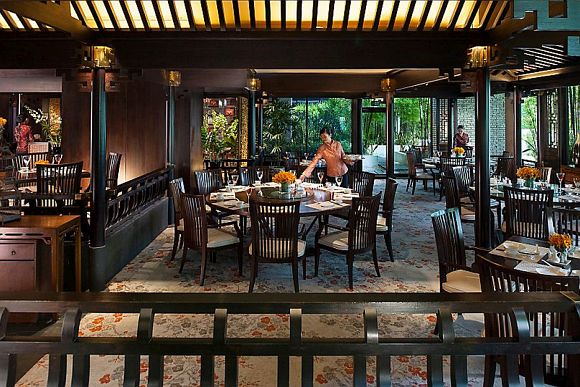 Dining at Mandarin Oriental Singapore