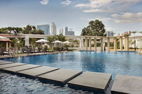 The pool at Park Hotel Clarke Quay