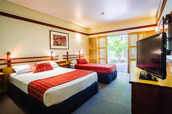 Kingfisher Bay Resort - room