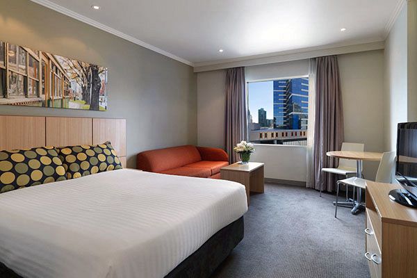 Room at Travelodge Melbourne Southbank