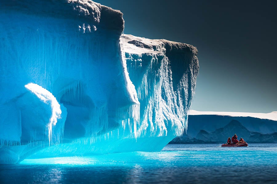 Pass majestic icebergs in the Antarctica | Travel Nation