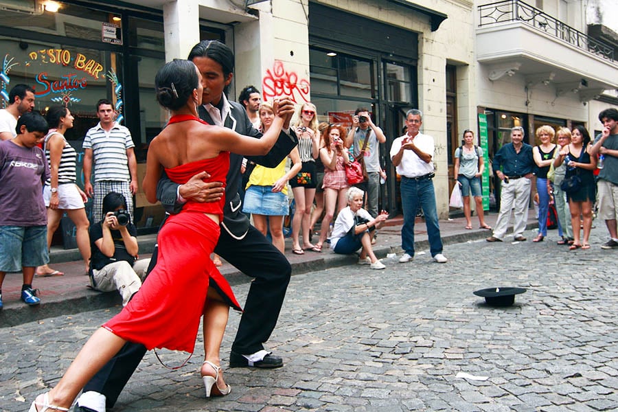 Watch tango on the streets of Buenos Aires | Travel Nation