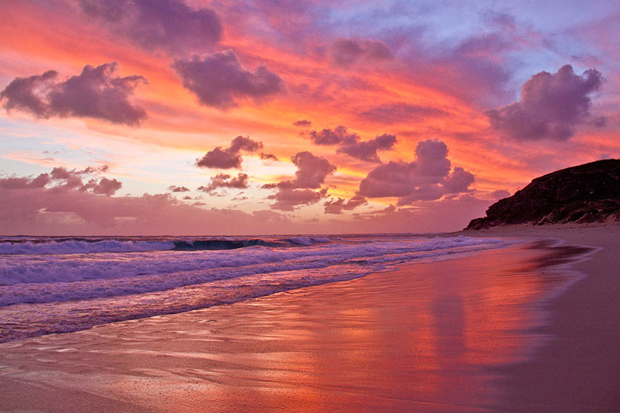 Sunsets over Yallingup Beach, Western Australia | Photo credit Luxury Lodges of Australia