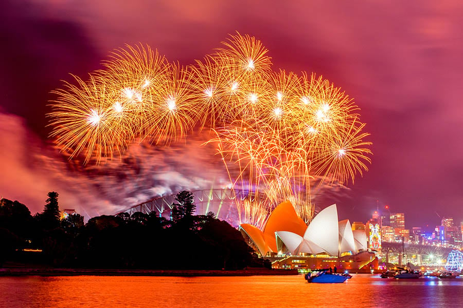 See the famous Sydney fireworks on New Year's Eve | Travel Nation
