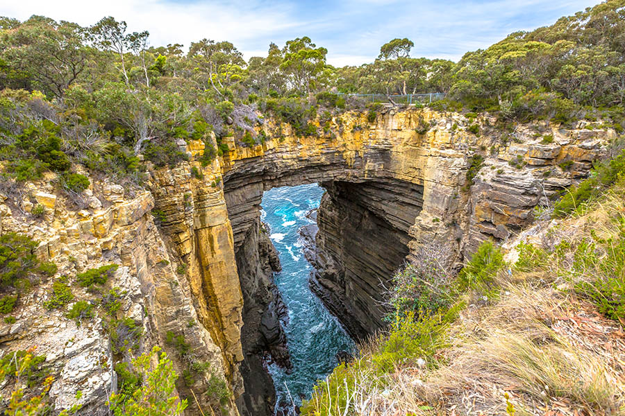 See the fascinating Tasman Arch | Travel Nation
