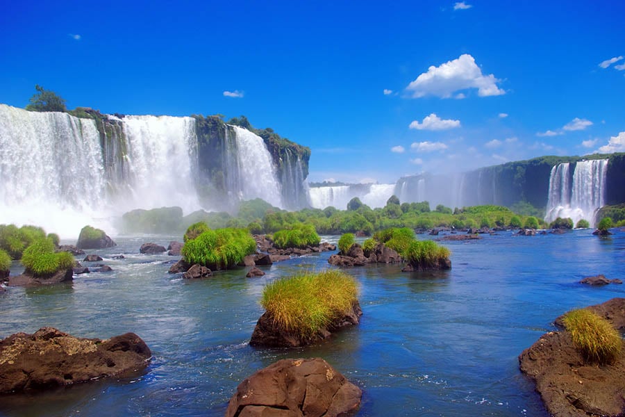 Visit the spectacular Iguacu Falls | Travel Nation