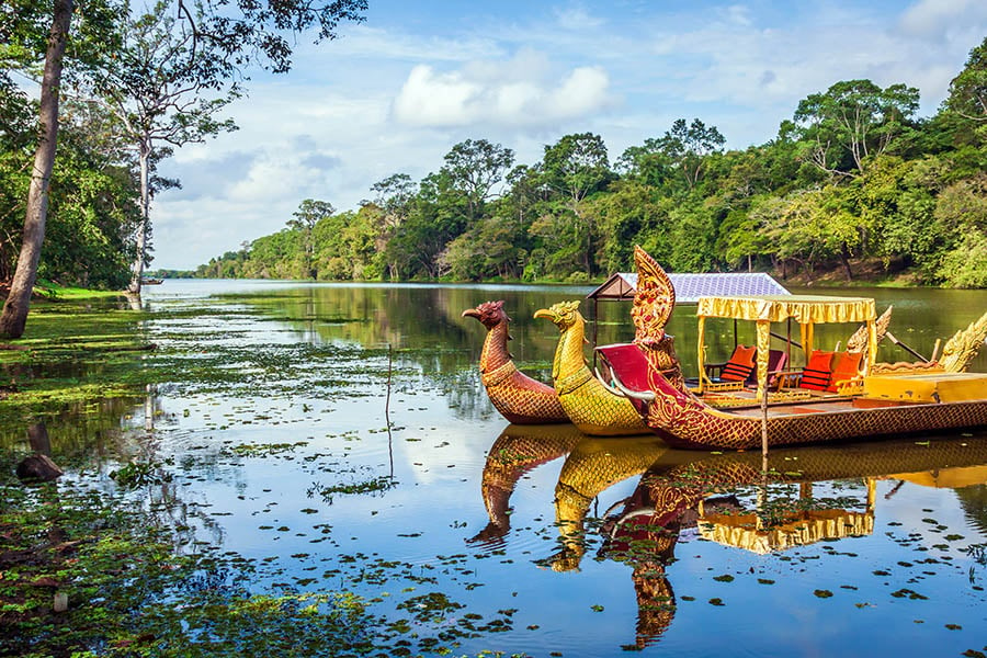 Take a champagne boat ride on the moat of Angkor Thom