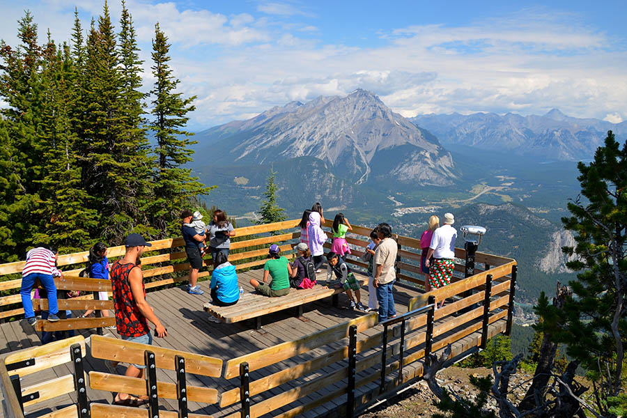 Take the cable car for views from the summit of Sulphur Mountain