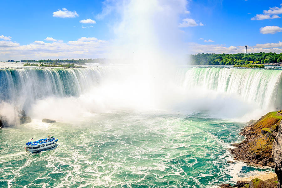 Feel the spray from thundering Niagara Falls | Travel Nation