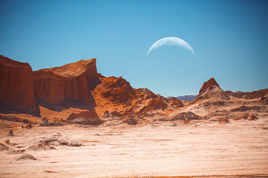 See the moon rise over Moon Valley in Chile | Travel Nation