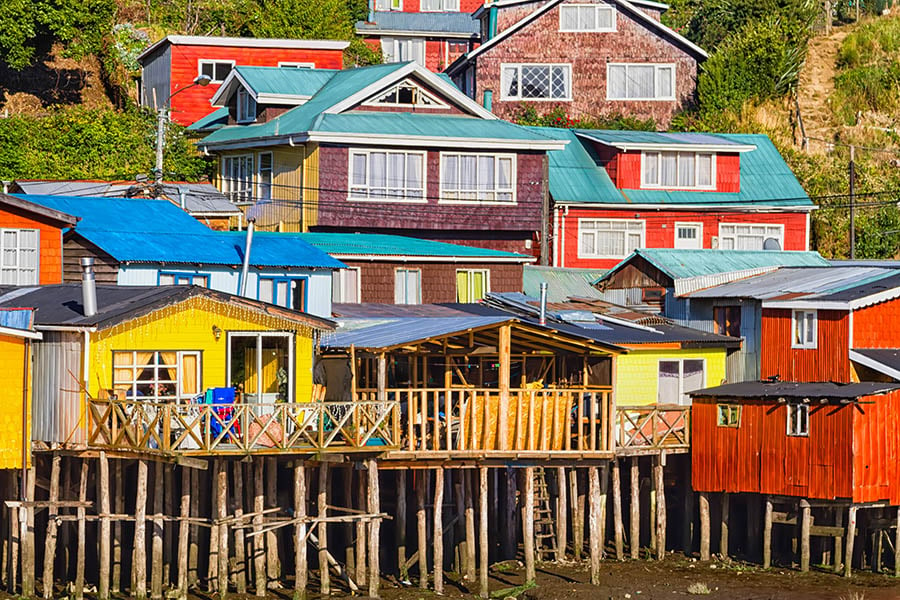 Learn about the stilted houses of Chiloe Island | Travel Nation