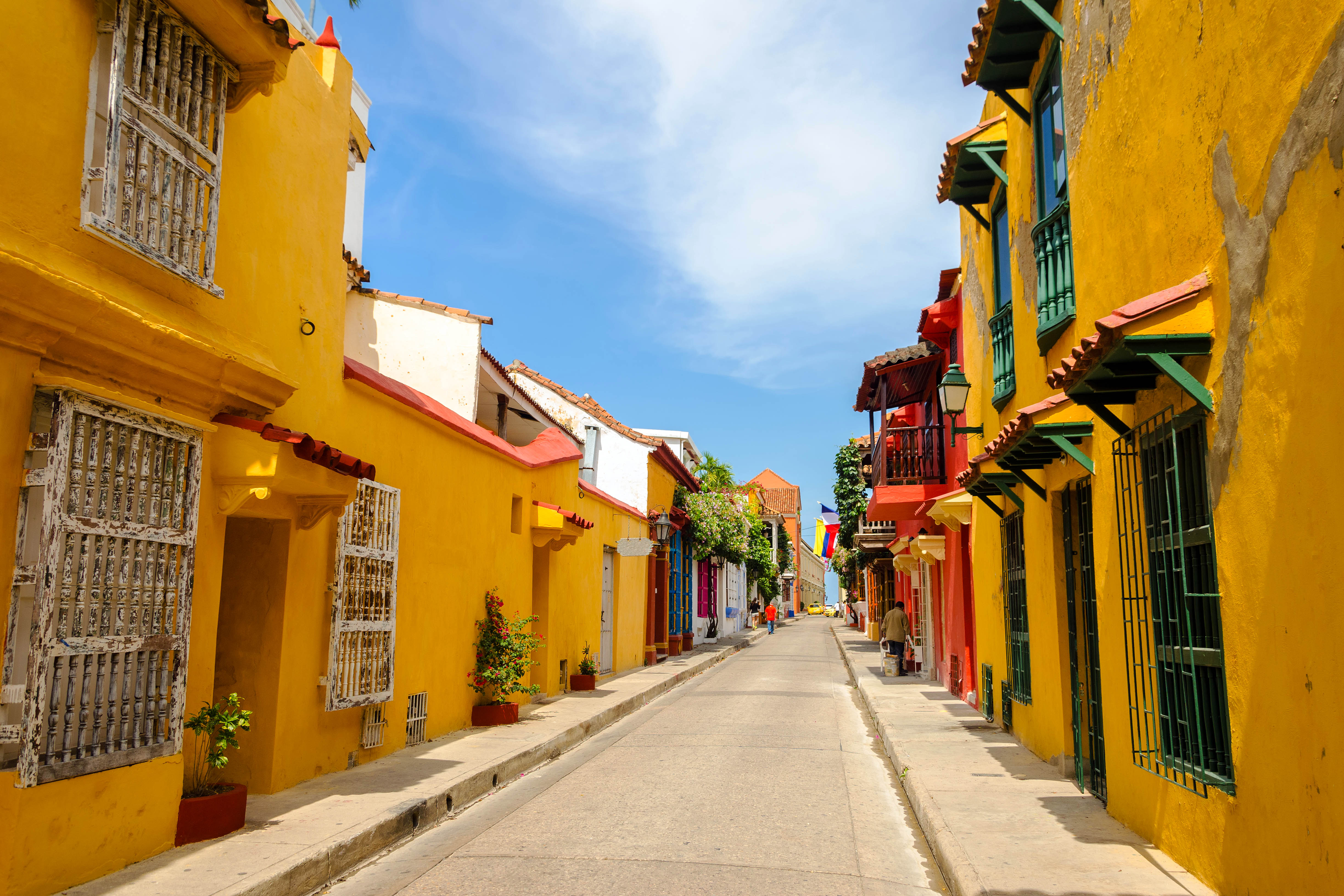 Explore the bright, cheery streets of Cartagena | Travel Nation