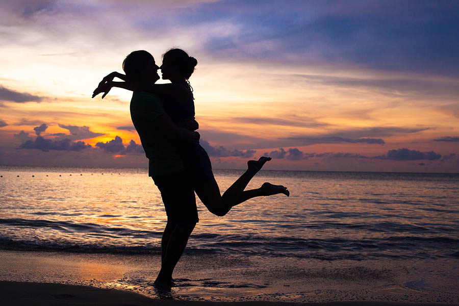 Take a romantic break from it all on the Cook Islands | Travel Nation