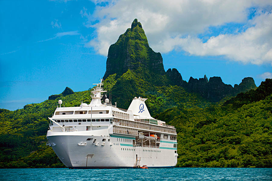 Explore the Society Islands aboard the MS Paul Gauguin | Photo credit: Paul Gauguin Cruises
