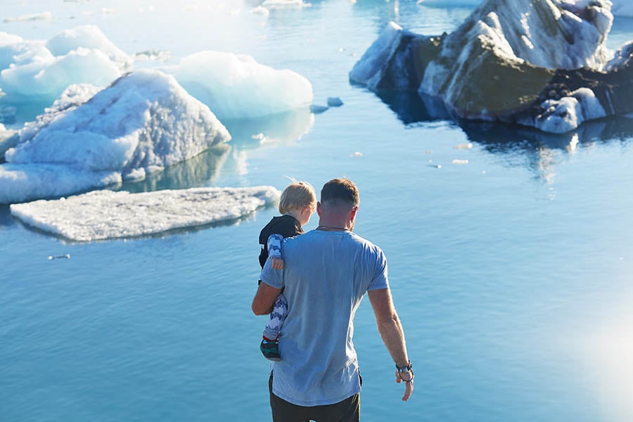 Watch icebergs float across blue Icelandic lagoons | Travel Nation