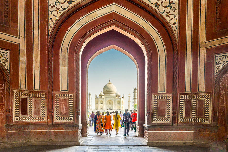 900x600-india-taj-mahal-arch-doorway