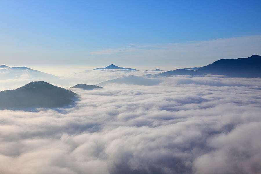 See the incredible unkai clouds in Japan | Travel Nation