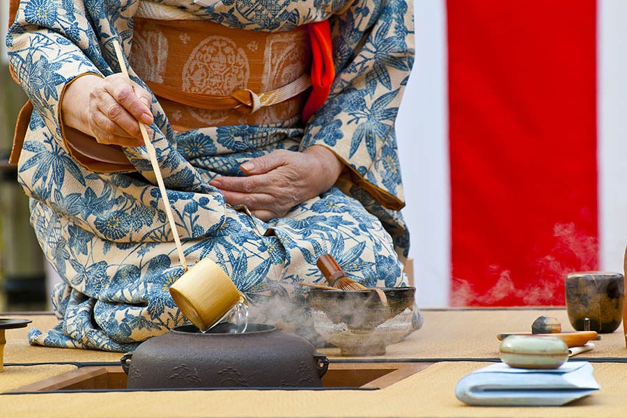 Experience a traditional tea ceremony in Japan | Travel Nation