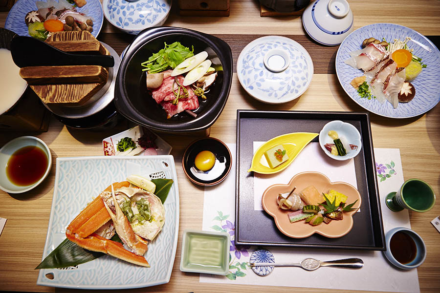 Try a 9 course traditional meal at your ryokan | Travel Nation