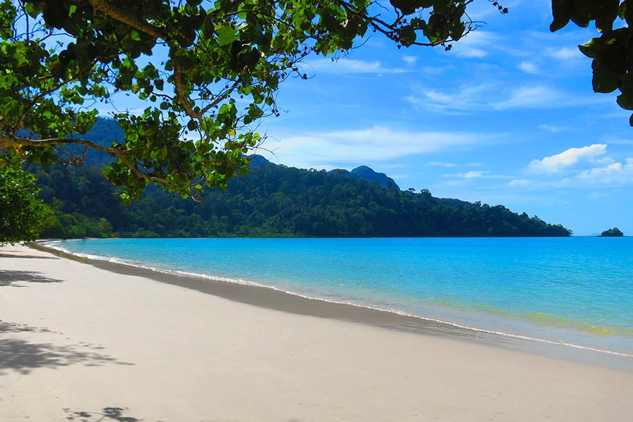 Stretch out on the sandy beaches of Langkawi | Travel Nation