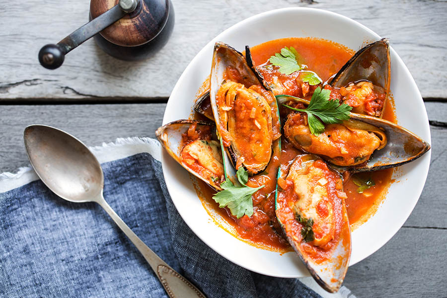 Eat fresh seafood all across New Zealand | Travel Nation