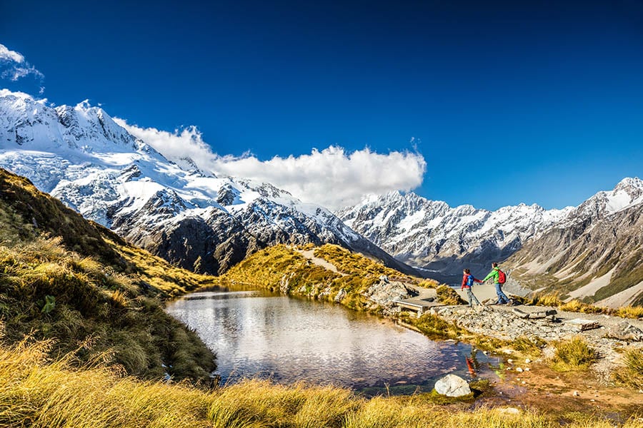 Discover the beautiful scenery surrounding Mount Cook | Travel Nation Discover the beautiful scenery surrounding Mount Cook | Travel Nation