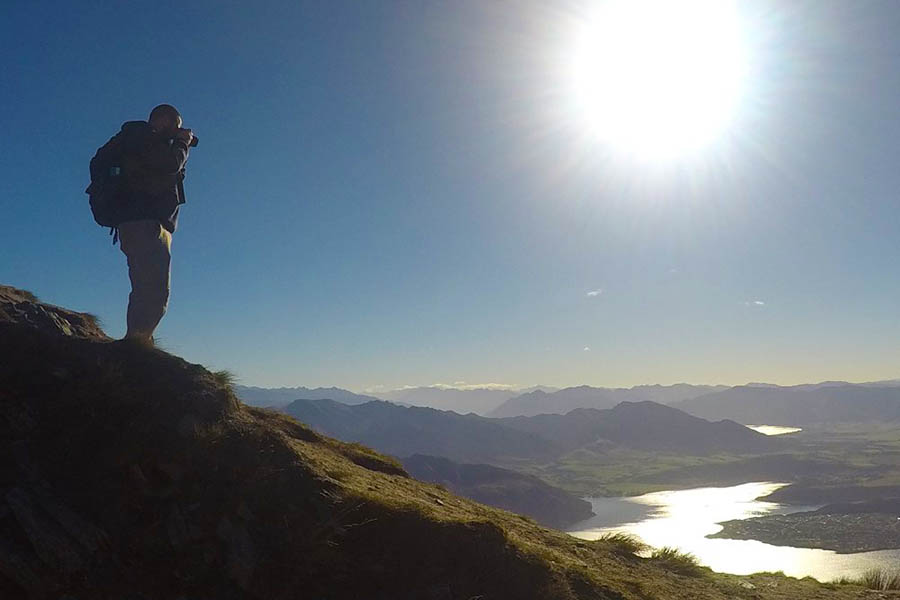 Scott hiking in New Zealand | Travel Nation