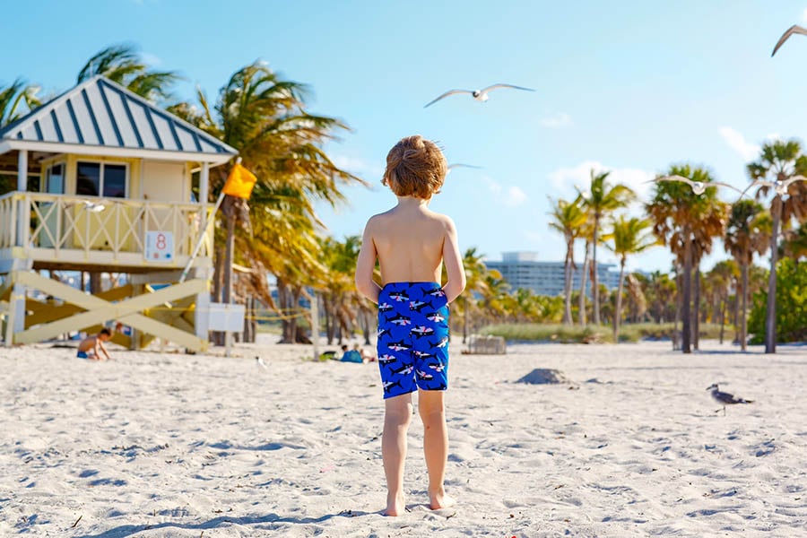 Let the kids loose on the beaches of Florida | Travel Nation