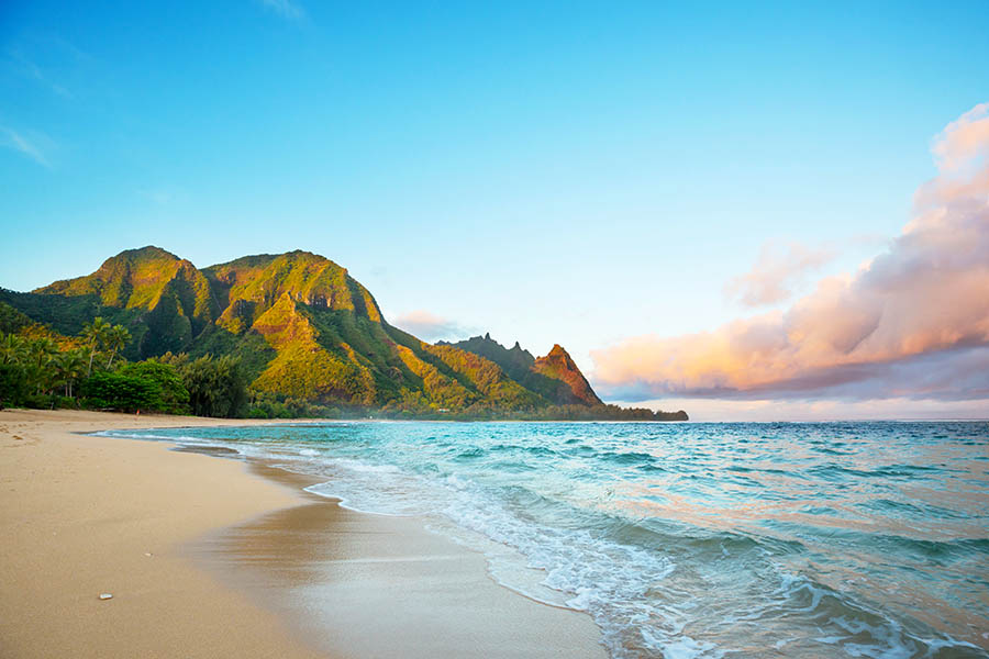 Relax on the beautiful beaches of Kauai, Hawaii | Travel Nation