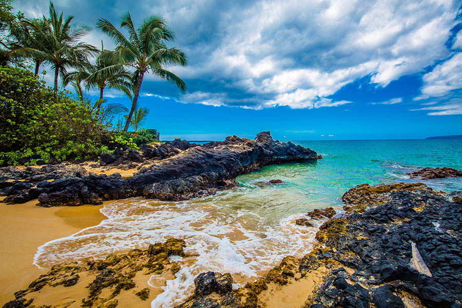 Discover secret beaches in Maui | Travel Nation