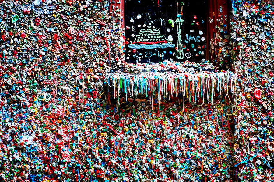 Visit the famous chewing gums walls of Seattle | Travel Nation