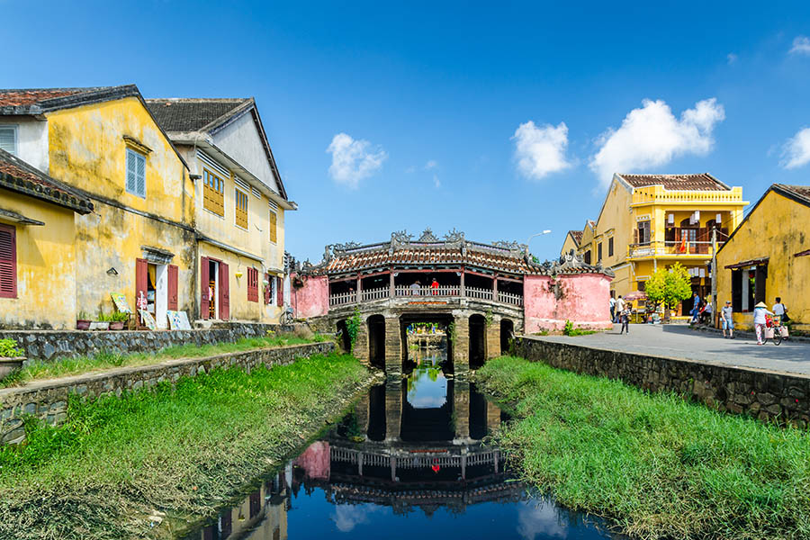 Visit the Japanese covered bridge in Hoi An | Travel Nation