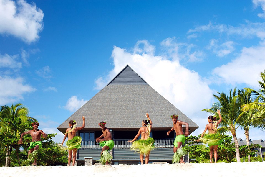 Intercontinental Fiji Golf Resort & Spa - Dancers