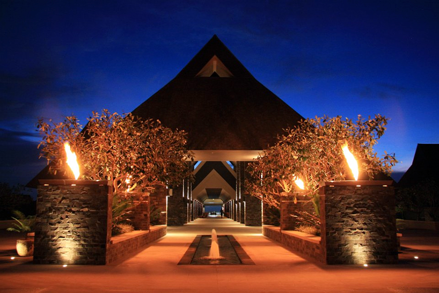 Intercontinental Fiji Golf Resort & Spa - Lobby