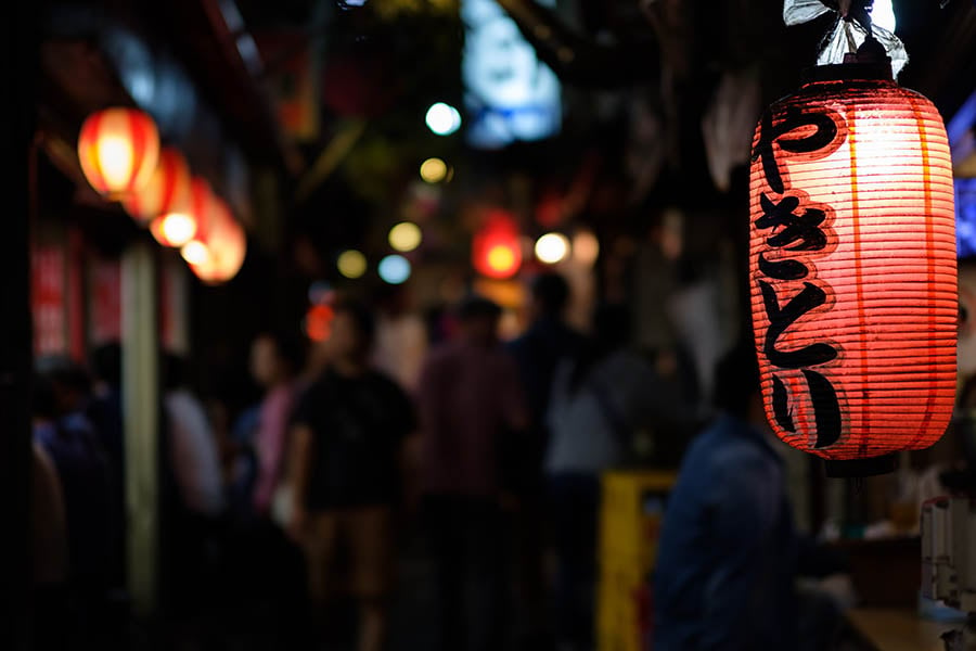 Taste local delicacies in the night markets of Tokyo | Travel Nation