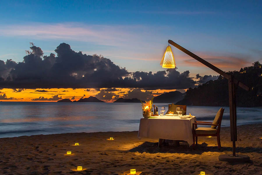 Dine under the stars at the Anantara Maia Seychelles | Travel Nation