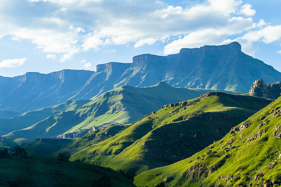 Hike through the lush Drakensberg Mountains | Travel Nation