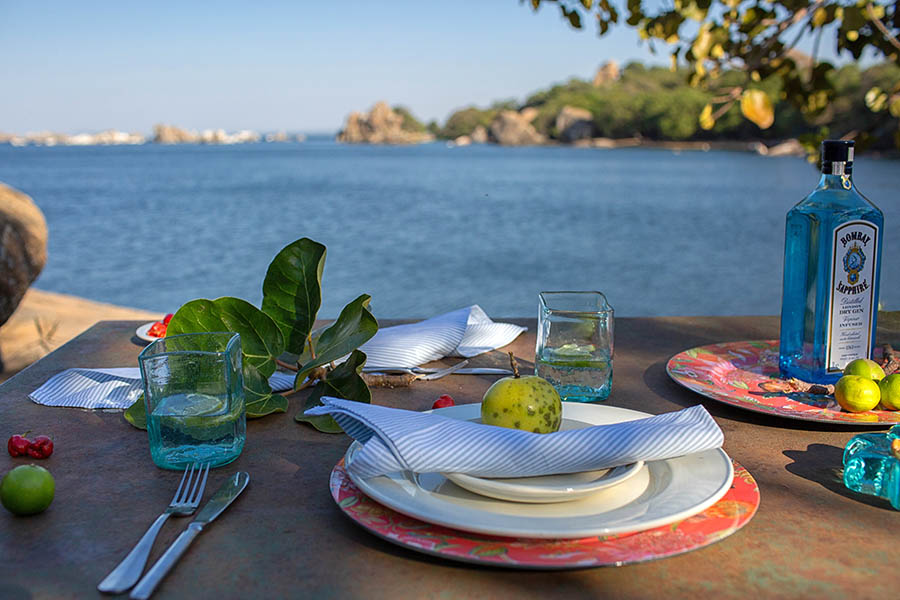 Eat lunch overlooking Lake Victoria | Travel Nation