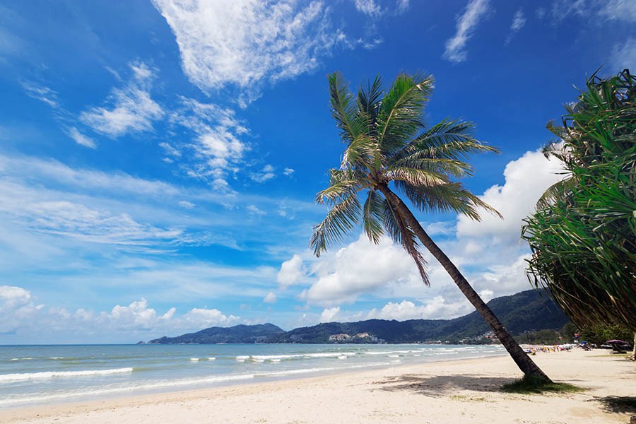 Play with your kids on the relaxing beaches of Phuket | Travel Nation