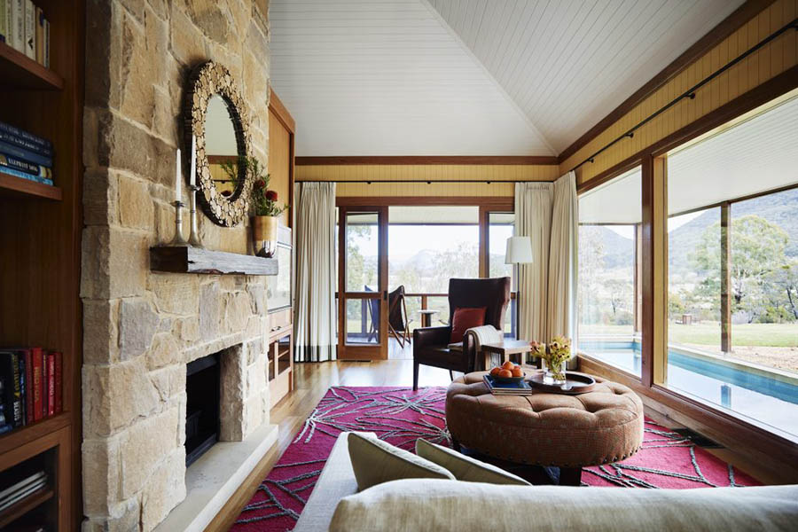 Emirates Wolgan Valley Resort & Spa - living room | Photo credit Luxury Lodges of Australia