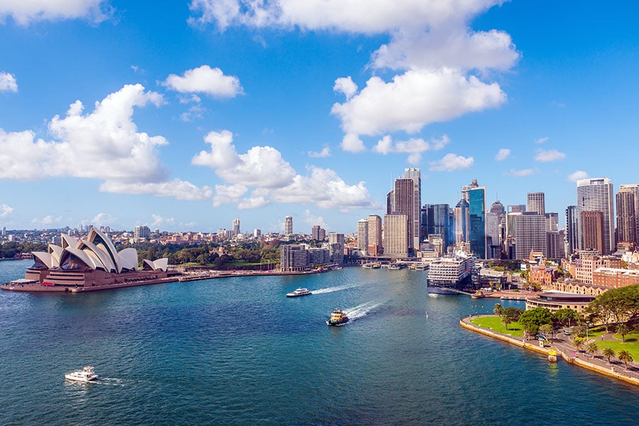 Explore the iconic sights of Sydney