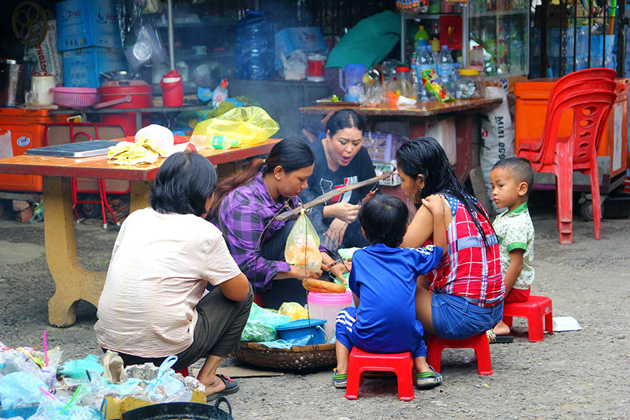 Experience local life in Battambang