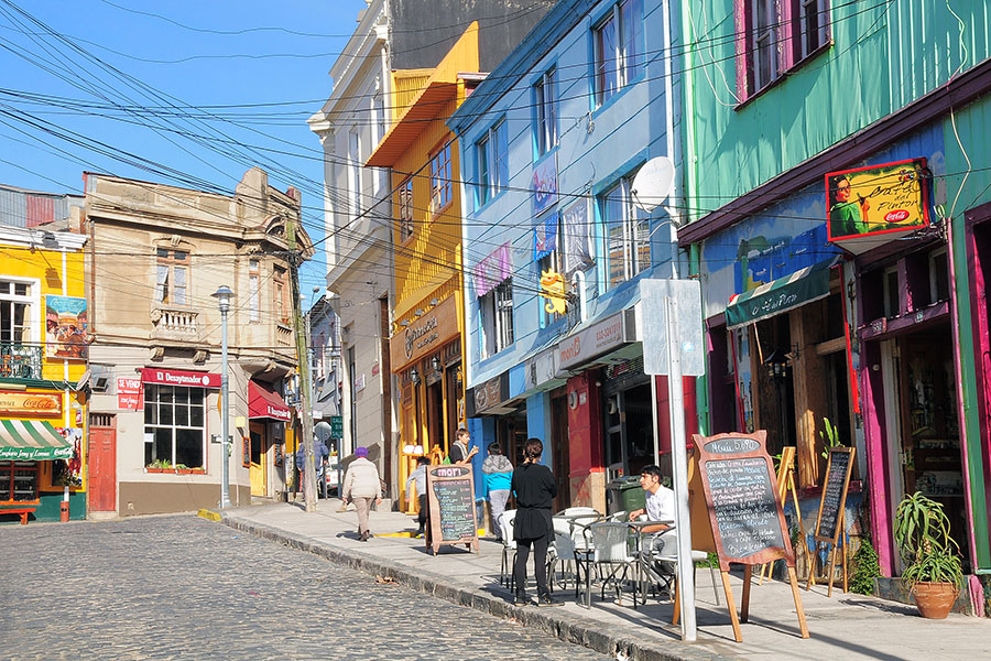 Enjoy the colourful streets of Valparaiso