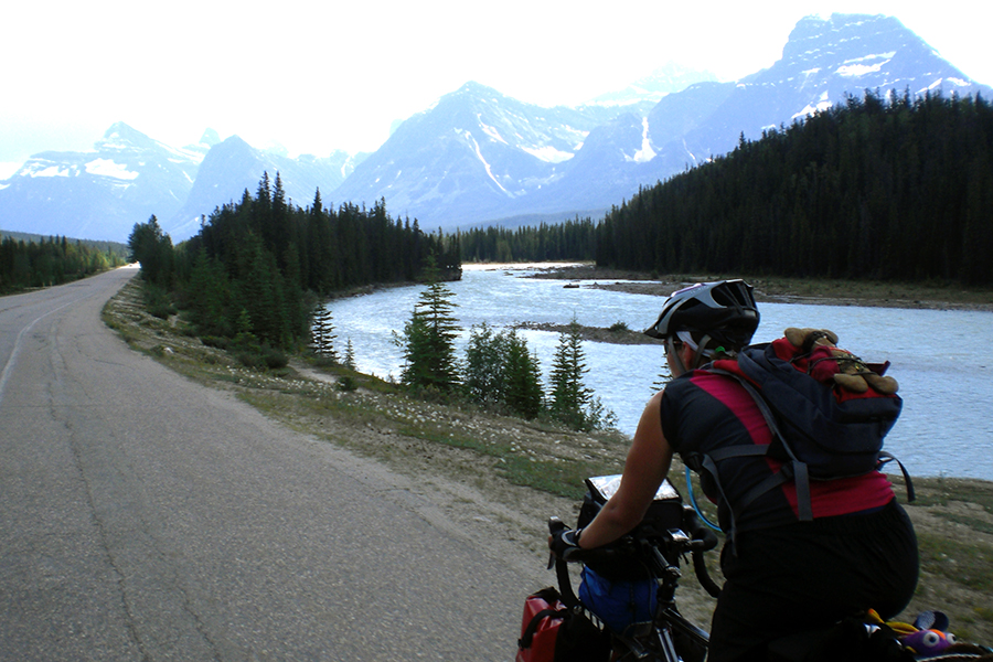 Chris and Debs on their epic cycle across Canada