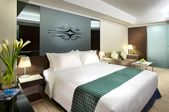 Stay at Harbour Plaza 8 Degrees in Hong Kong