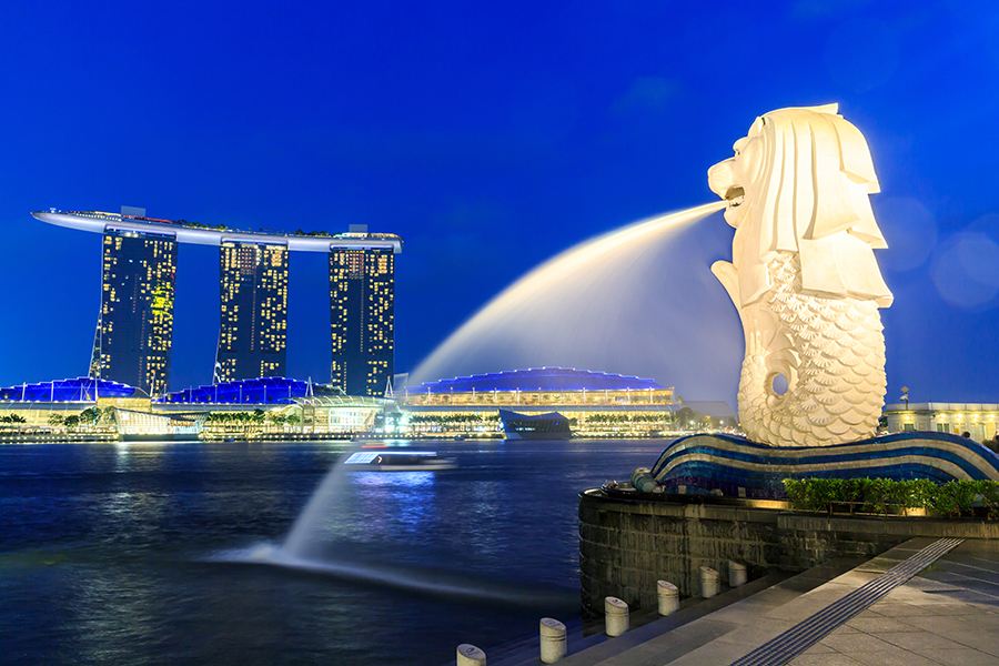Head to Marina Bay to see futuristic architecture and the Merlion statue